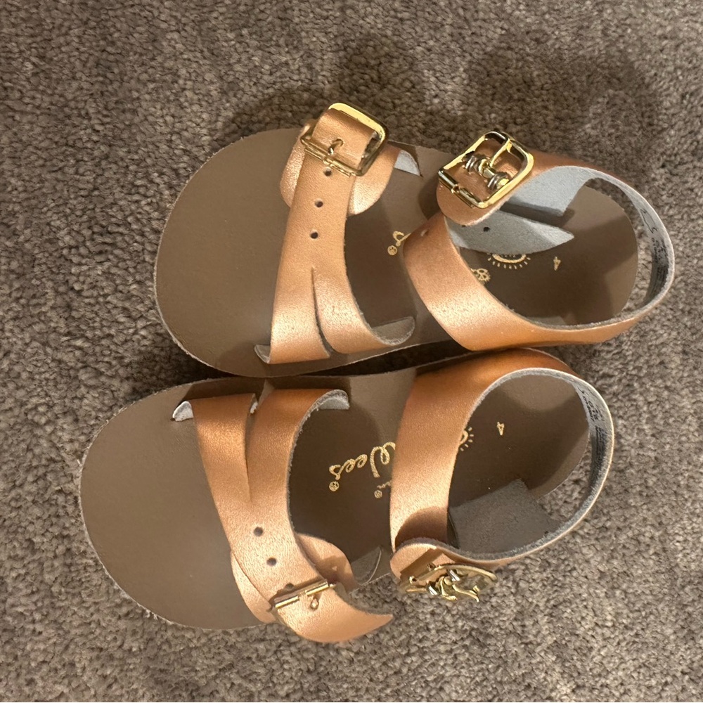 Saltwater sandals